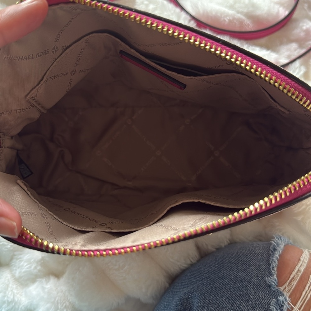 Michael Kors Blush Pink Crossbody Bag - Picture 4 of 7